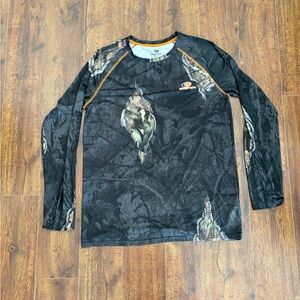 Mossy Oak Camouflage Shirt with Orange Logo Size medium